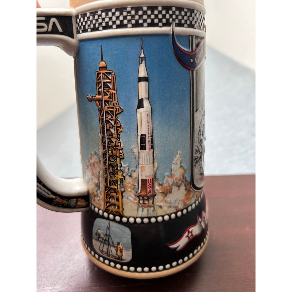Miller High Life 1990 NASA Apollo 11 Moon Landing Commemorative Beer Stein 1969 - Picture 7 of 12